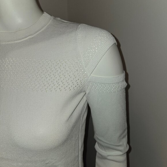 mercer & madison xsmall sweater - Picture 2 of 3